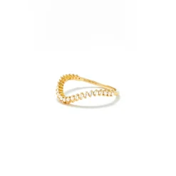 Baby Pear and Mini Diamond Wave Ring