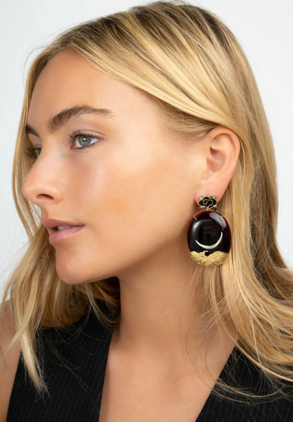Black Lacquer East to West Moon Earrings