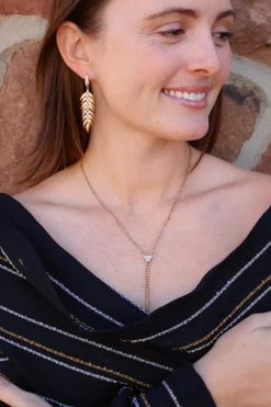 Diamond Folha Drop Earrings