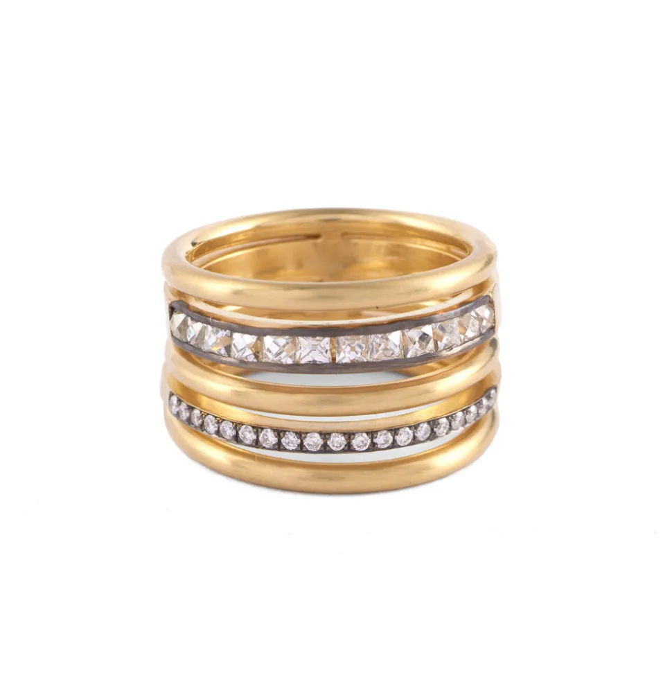 French Cut & Round Diamond Spiral Ring