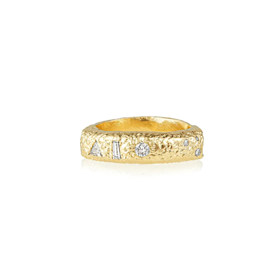 Hollywood Domed Ring