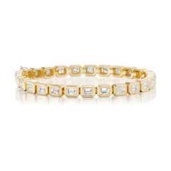 18KY Bezel Emerald Cut Diamond Tennis Bracelet