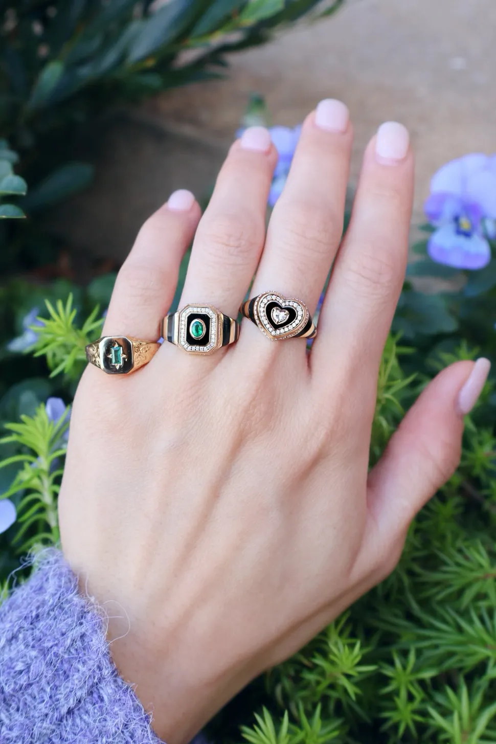 Spade Warisan Minor Emerald Signet Ring